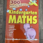 3 cuốn 300 Kindergarten - English - Maths - Science