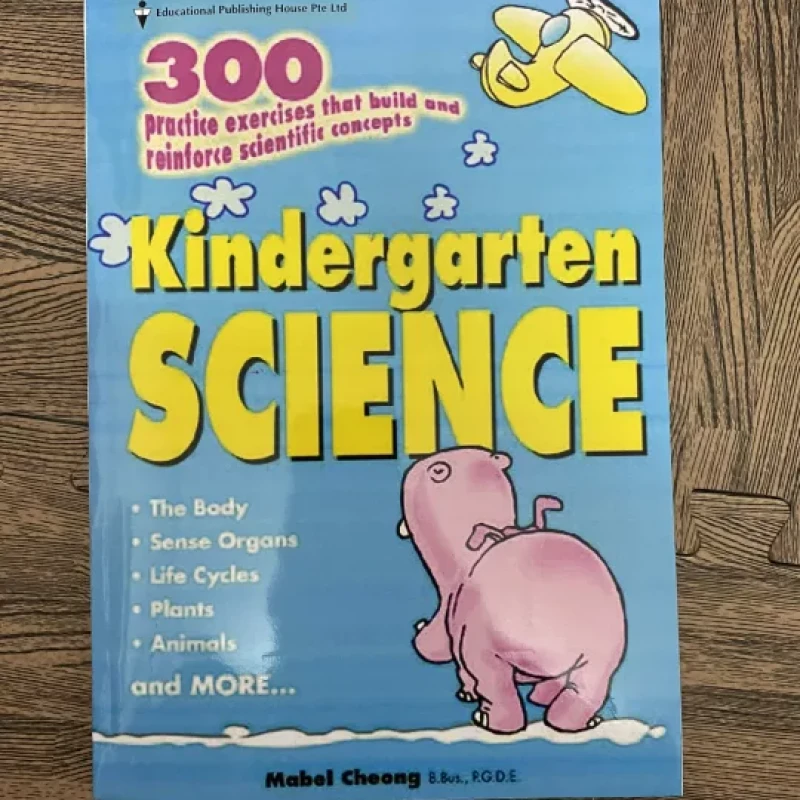 3 cuốn 300 Kindergarten - English - Maths - Science