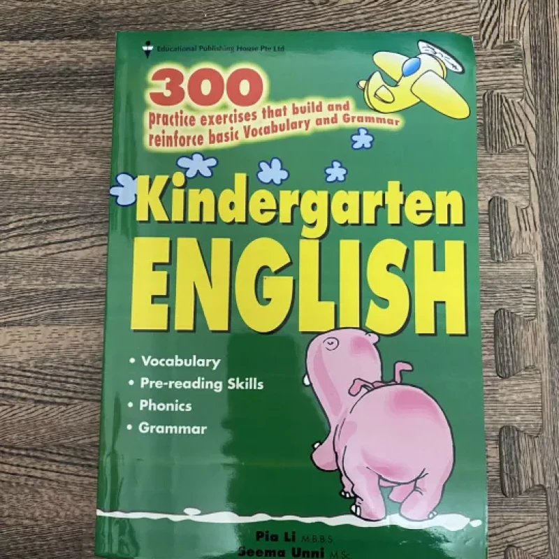 3 cuốn 300 Kindergarten - English - Maths - Science