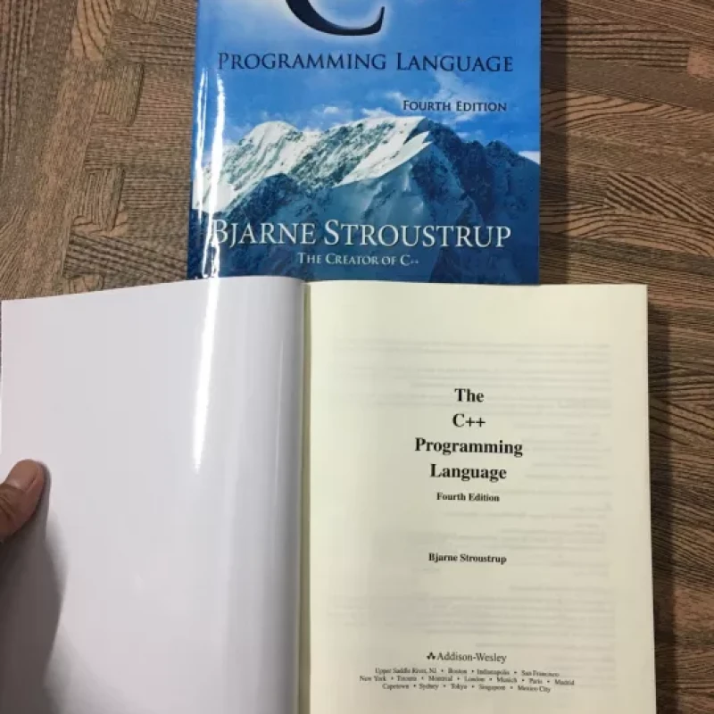 The C++ Programming Language ( 184k 2 bia)